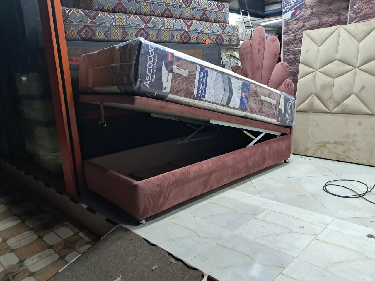 WhatsApp Image 2026-02-08 at 12.58.46 Tête de Lit T03 – Image 1